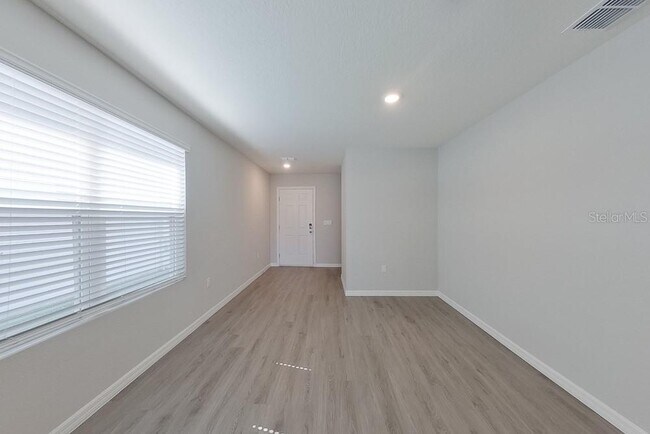 Building Photo - 4445 SW 85 Ln
