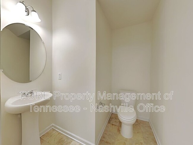 Building Photo - 819 Kennear Ln