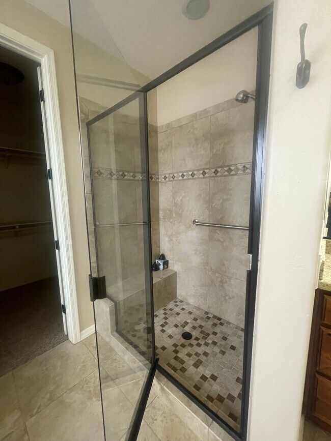 Building Photo - 1611 Cloudstone Dr