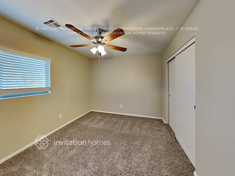 Building Photo - 207 E Valley View Dr
