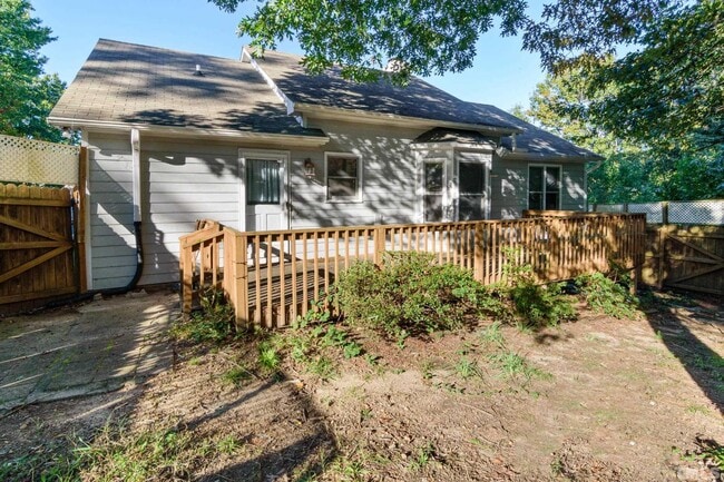 Building Photo - 4109 Iron Horse Rd