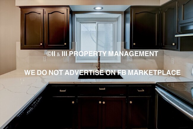 Building Photo - 1114 NE Richardson Pl