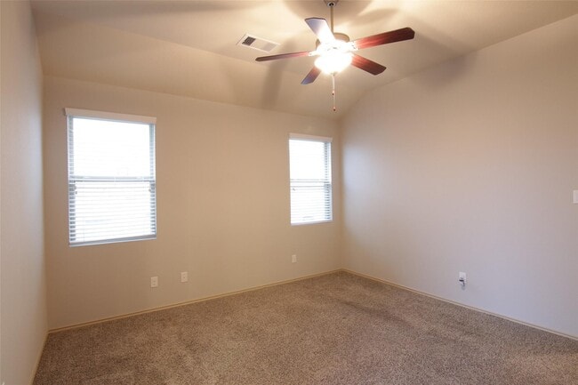 Building Photo - 20419 Newcastle Ridge Ln
