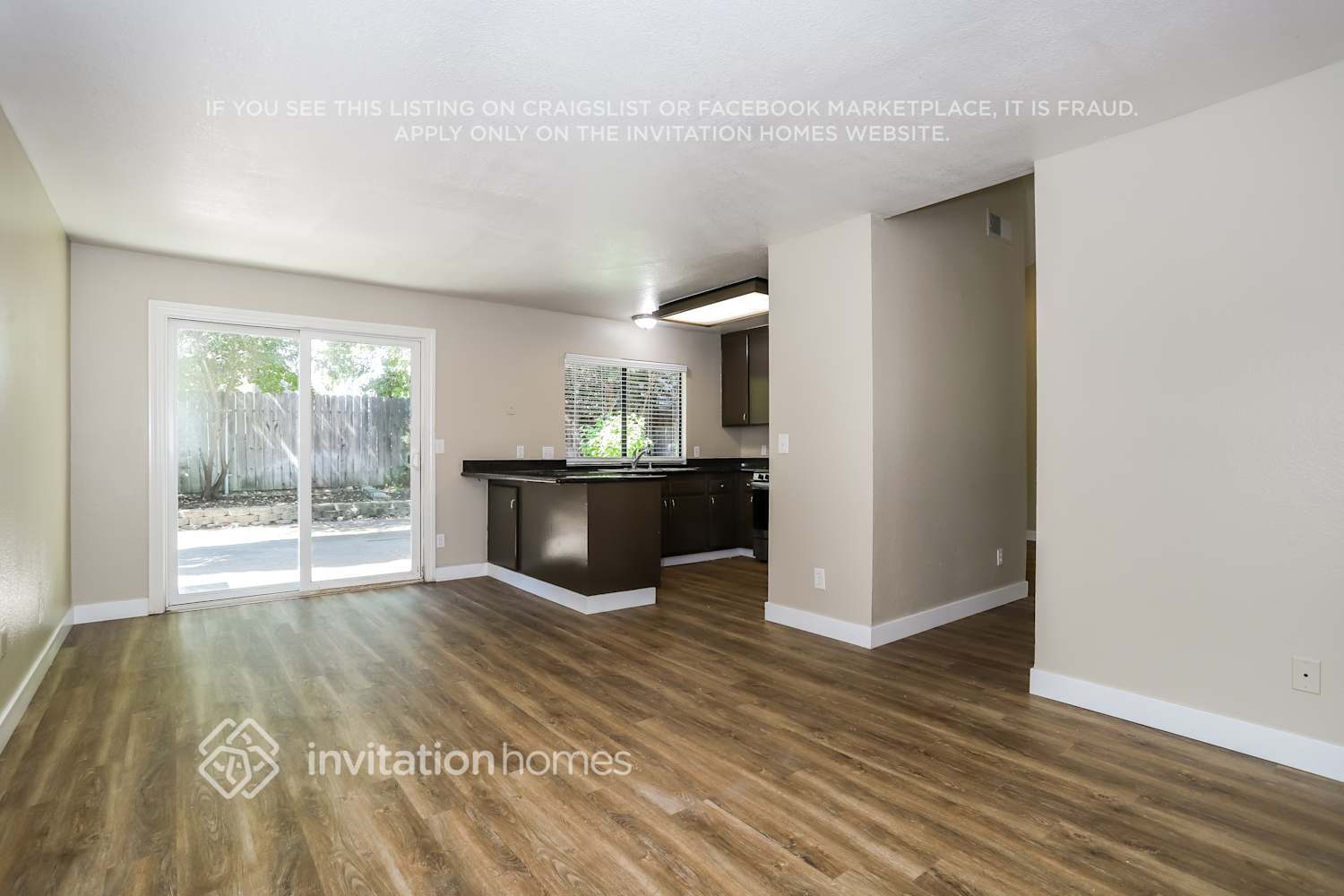 Building Photo - 3503 Del Sol Way