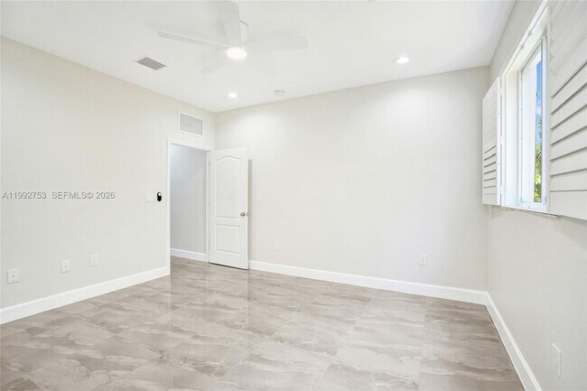 Building Photo - 60 NE 26th St