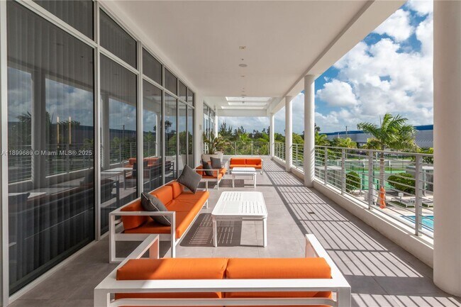 Building Photo - 10245 NW 63rd Terrace