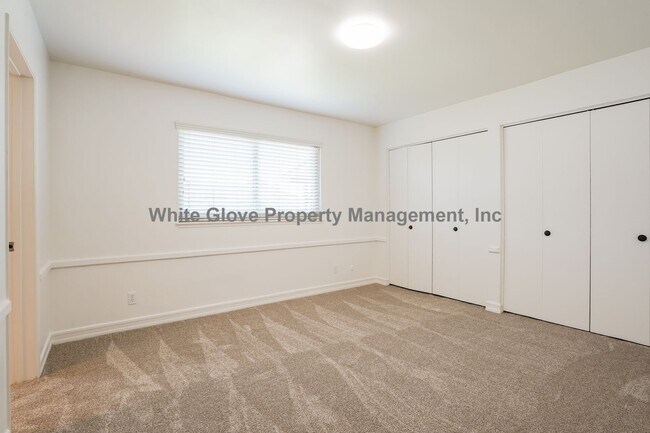 Building Photo - Charming 4-Bedroom Placentia Home with Fireplace, Covered Patio & Fresh Updates