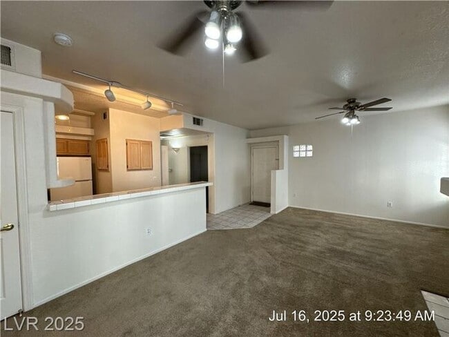 Building Photo - VERY DESIRABLE GREEN VALLEY 1ST FLOOR UNIT...