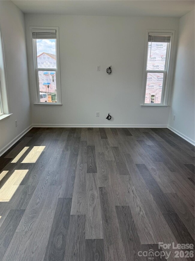 Building Photo - 2143 Hawksworth Ln