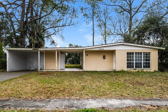 Building Photo - 10962 Indies Dr N