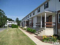 Building Photo - For Rent