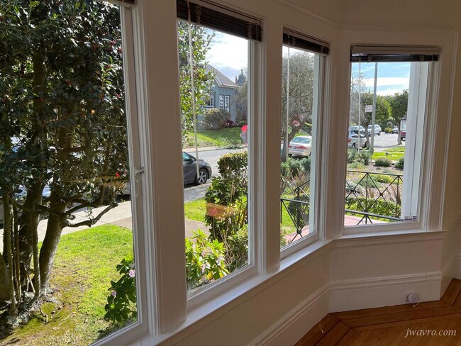 Building Photo - 230 Santa Ana Ave