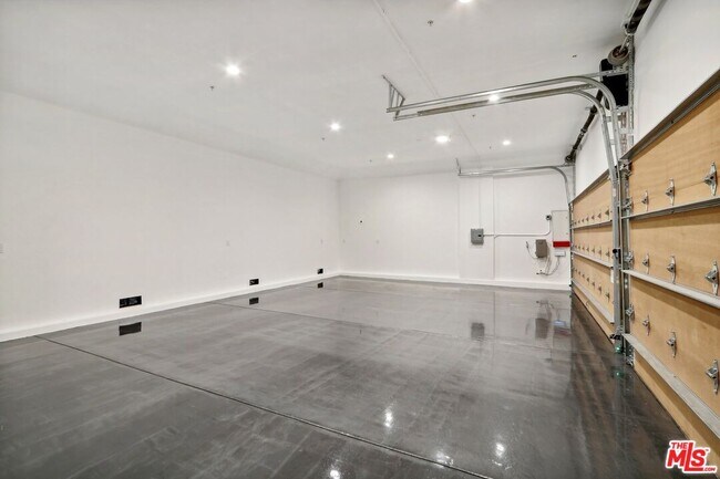 Building Photo - 4261 Temma Ct