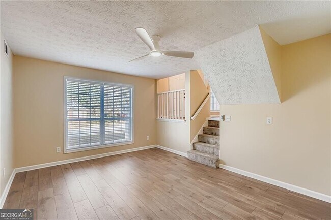 Building Photo - 6543 Alford Way