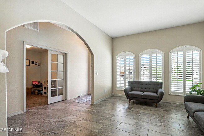 Building Photo - 14812 Hunters Grove Ave