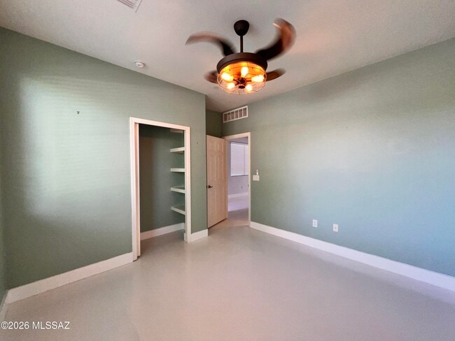 Building Photo - 12252 N Wind Runner Pkwy