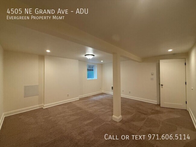 Building Photo - 4505 NE Grand Ave
