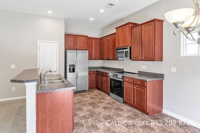 Building Photo - 126 Mayfield Dr