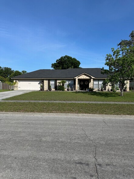 Primary Photo - 7216 Woodbrook Dr