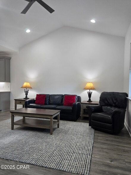 Building Photo - 8703 Conch Shell Ct