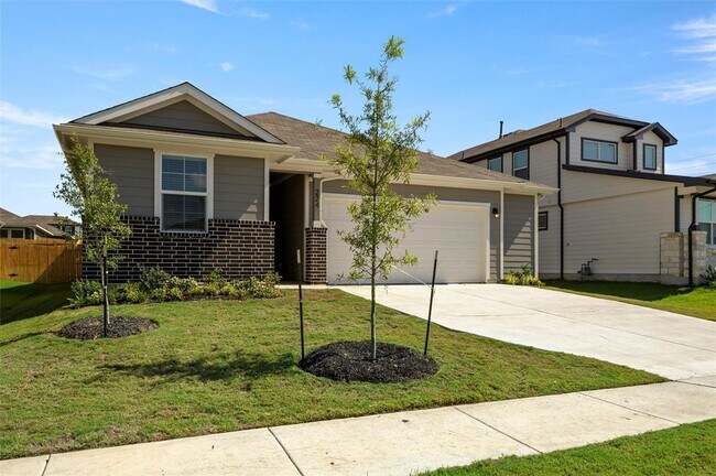 Building Photo - 224 Kickapoo Ln