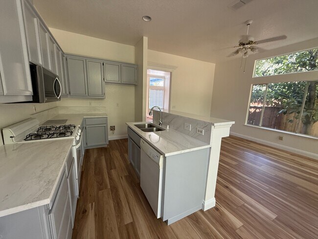 Building Photo - 6701 Storia Way