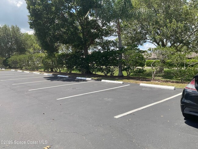 Building Photo - 1600 Sunny Brook Ln