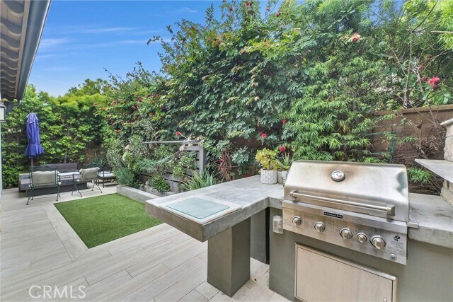 Building Photo - 56 Farmhand