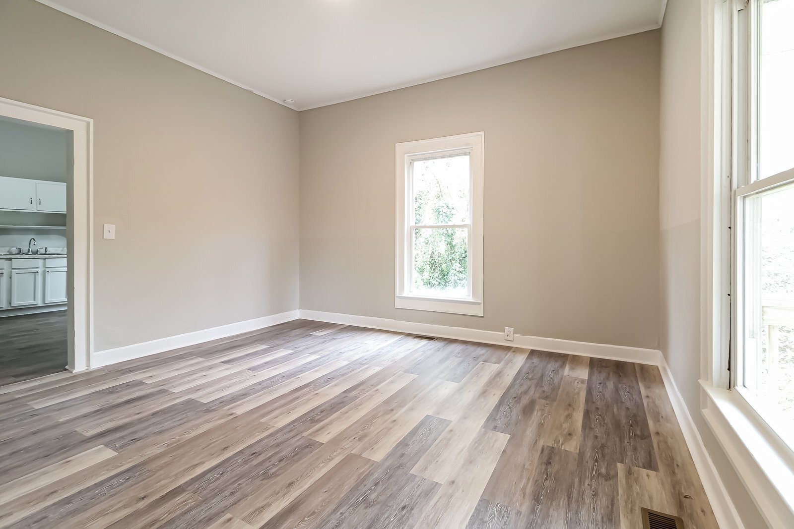 Building Photo - 6 Arkmain St