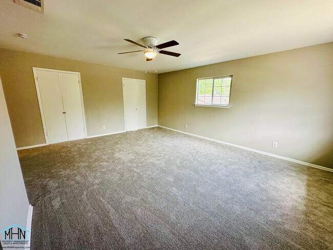 Building Photo - Prestigious Residential Offering: Expansiv...