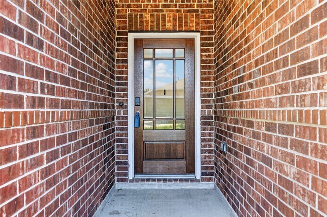 Building Photo - 16131 Sommerall Creek Ln
