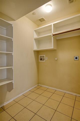 Building Photo - 5428 Alderwood Dr
