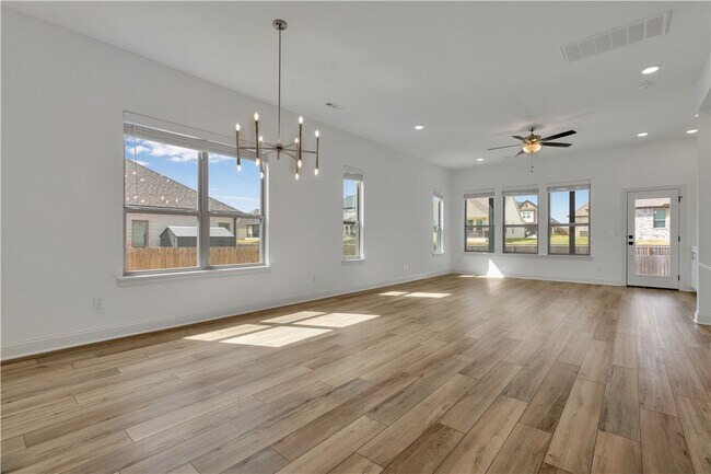 Building Photo - 1422 Elijahs Dr