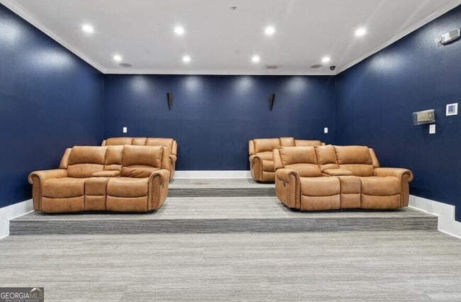 Building Photo - 7600 Roswell Rd