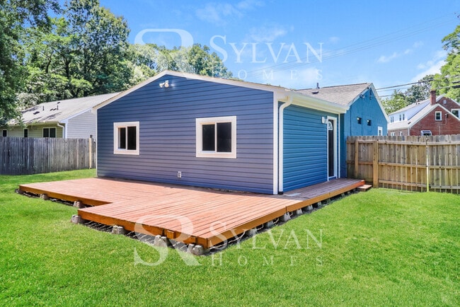 Building Photo - Adorable 3BR Home Available Now!