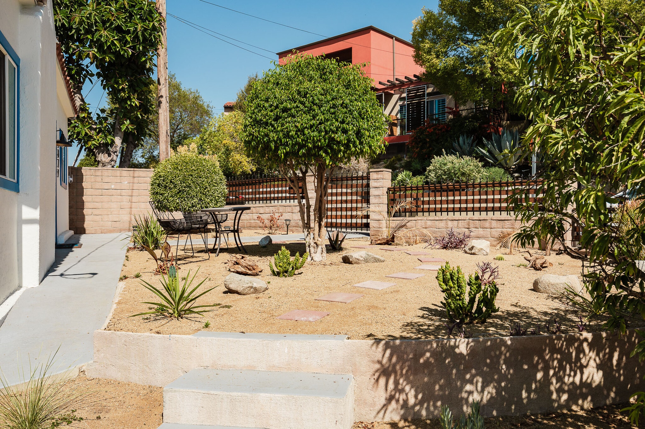 Building Photo - 4879 Hartwick St