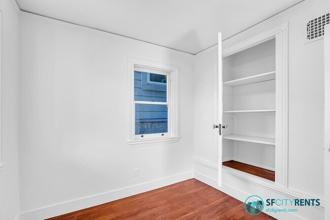 Building Photo - West Portal: Newly Remodeled Detached Sing...