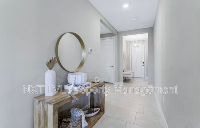 Building Photo - 440 Coral Reef Pl