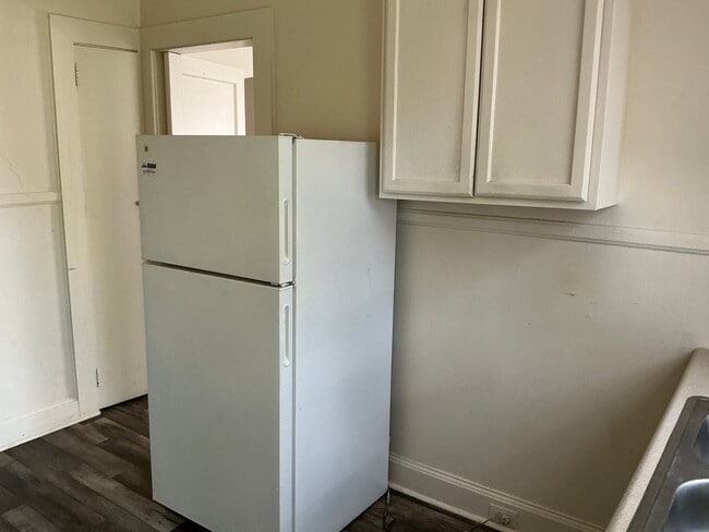 Building Photo - 1314 Carswell Ave