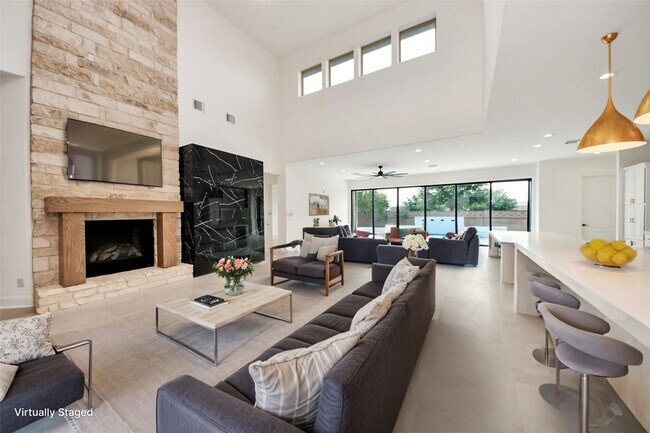 Building Photo - 23514 Bellina Dr