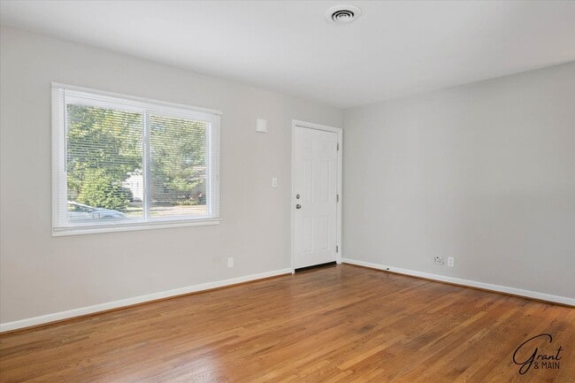 Building Photo - Ferndale 2 bedroom $1795