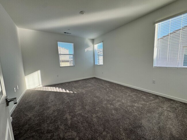 Building Photo - 4229 S Angel Paseo