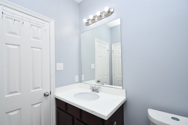 Building Photo - 3730 Rocky Ledge Ln