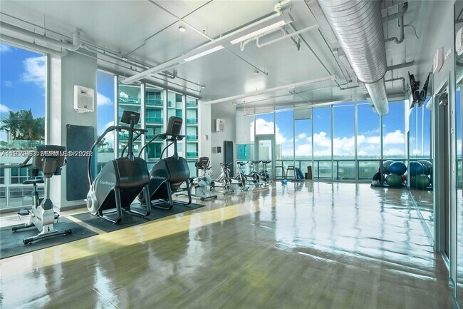 Building Photo - 888 Biscayne Blvd