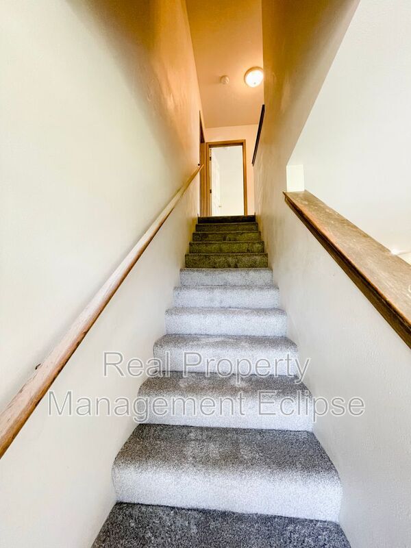 Building Photo - 1427 Virginia Ave