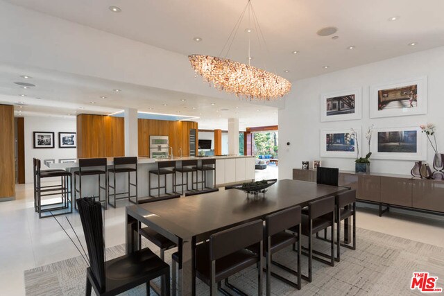 Building Photo - 1060 Woodland Dr