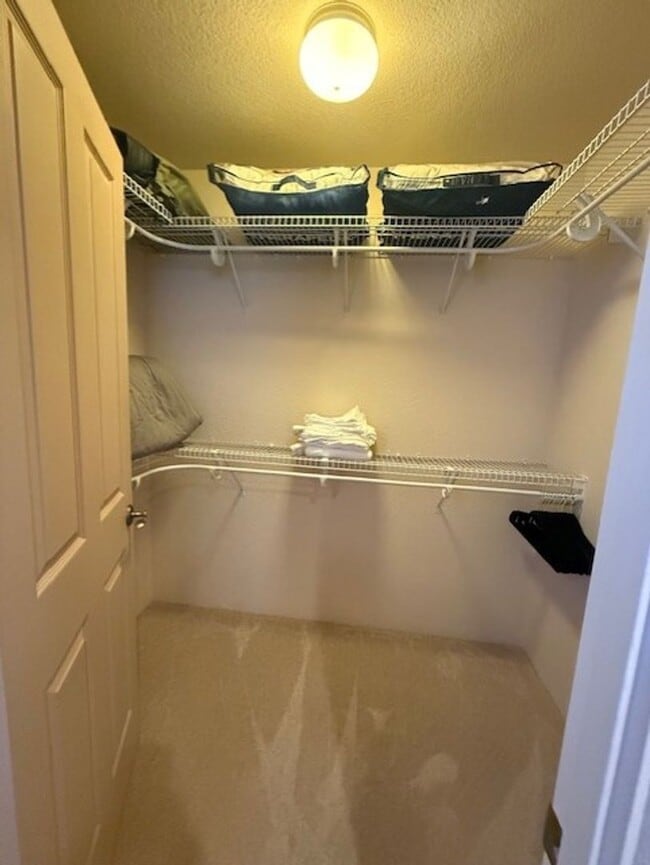 Building Photo - Long Term Vacation Rental Available Now - ...