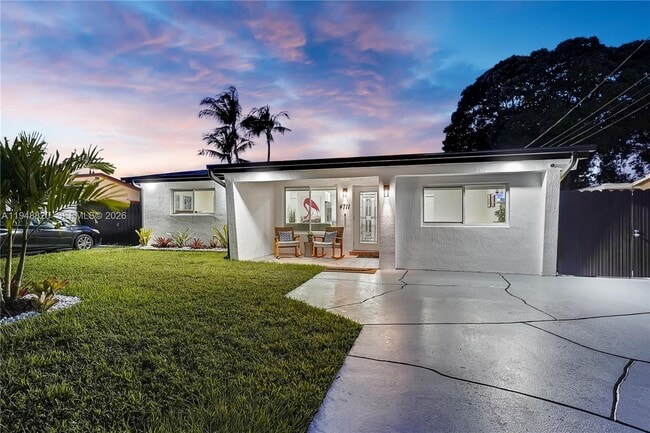 Building Photo - 4711 SW 42nd Terrace