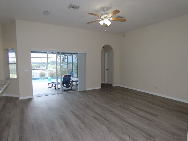 Building Photo - Spacious 4 Bedroom Pool Home Plus Addition...