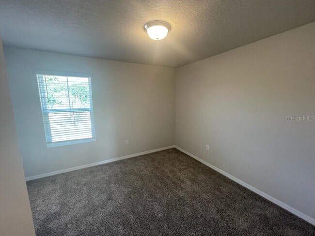 Building Photo - 407 Legacy Lp